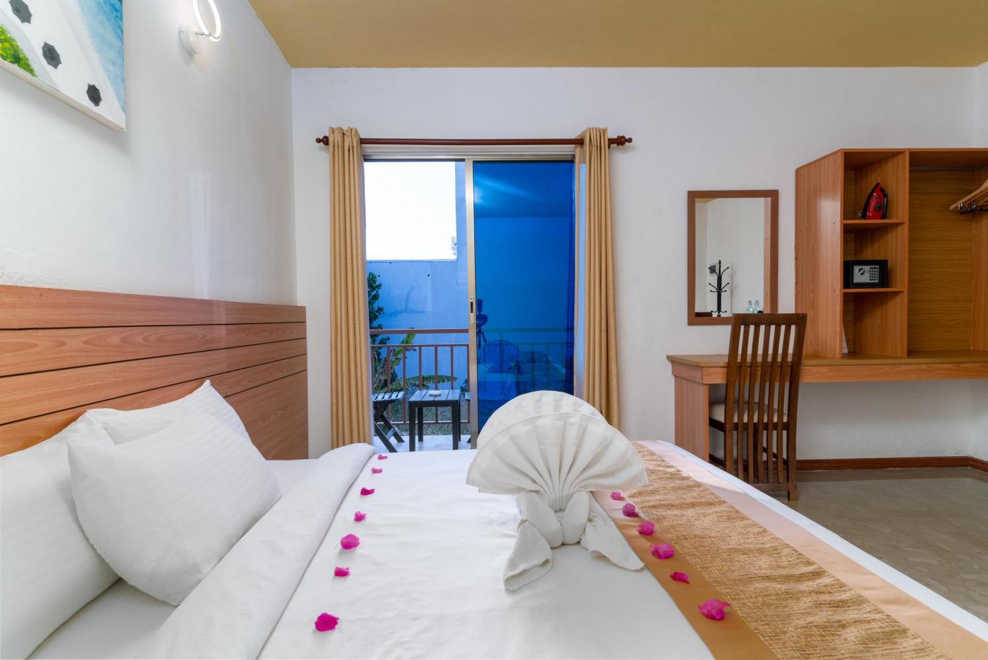 Nala Veli Beach & Spa Ukulhas Extérieur photo